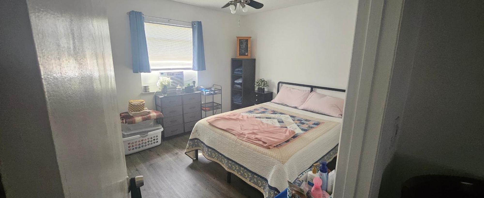 Sebastian Gardens Inn & Suites Luaran gambar