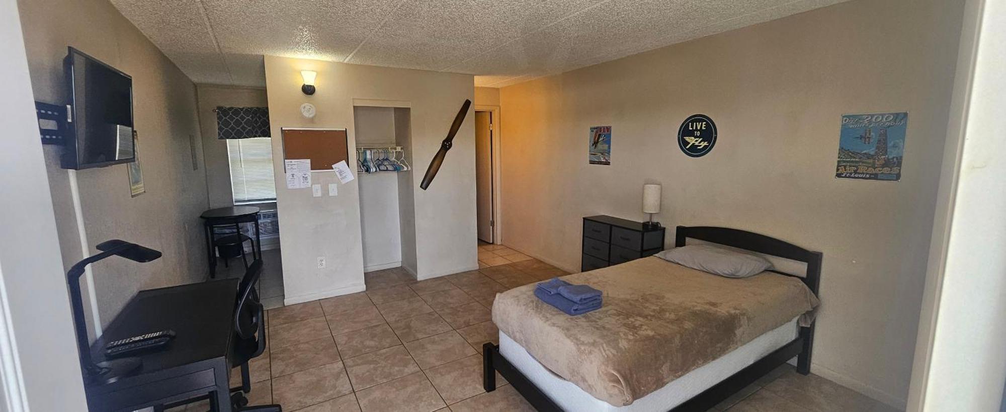 Sebastian Gardens Inn & Suites Luaran gambar